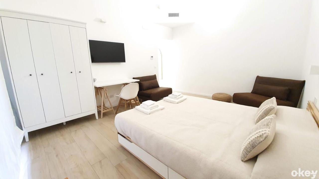 Dimora Beluga - Bari Centro Hotel Eksteriør billede