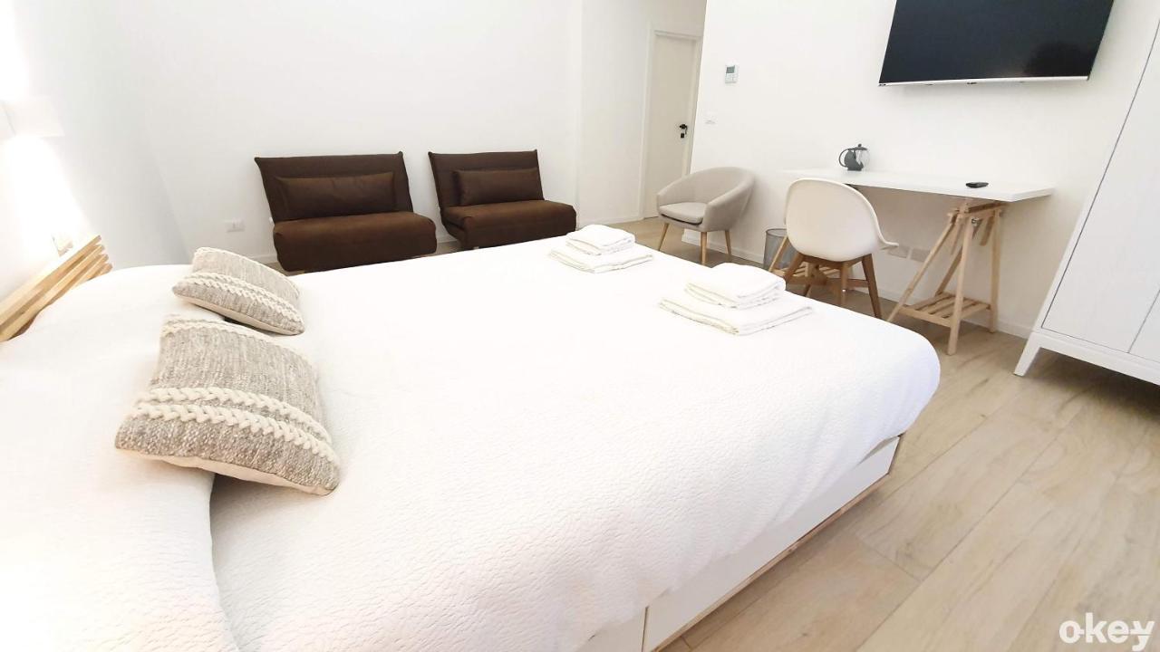 Dimora Beluga - Bari Centro Hotel Eksteriør billede